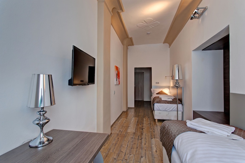 Three pears Suites & Apartments by null