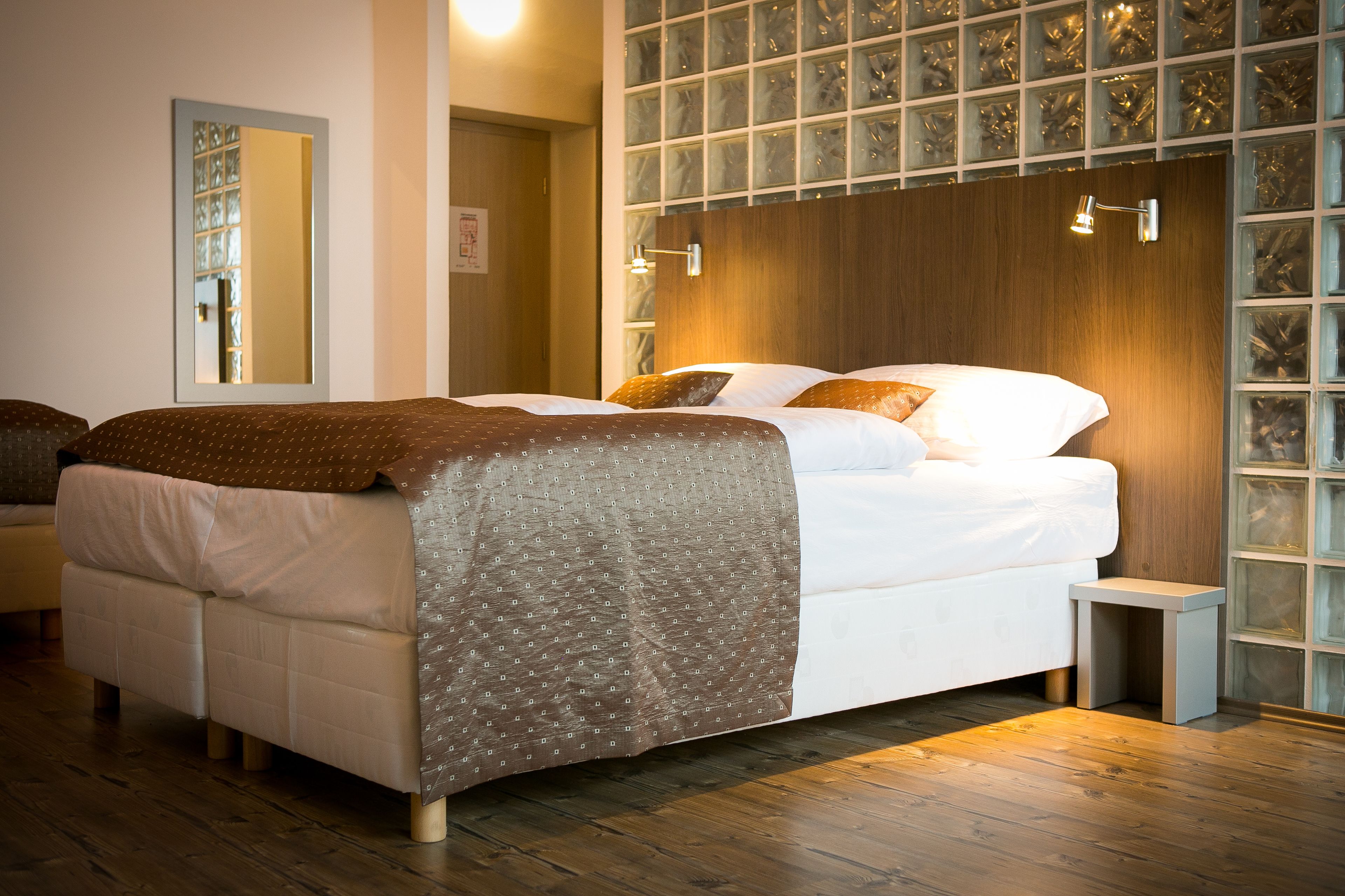 Apartment | Minibar, in-room safe, desk, soundproofing