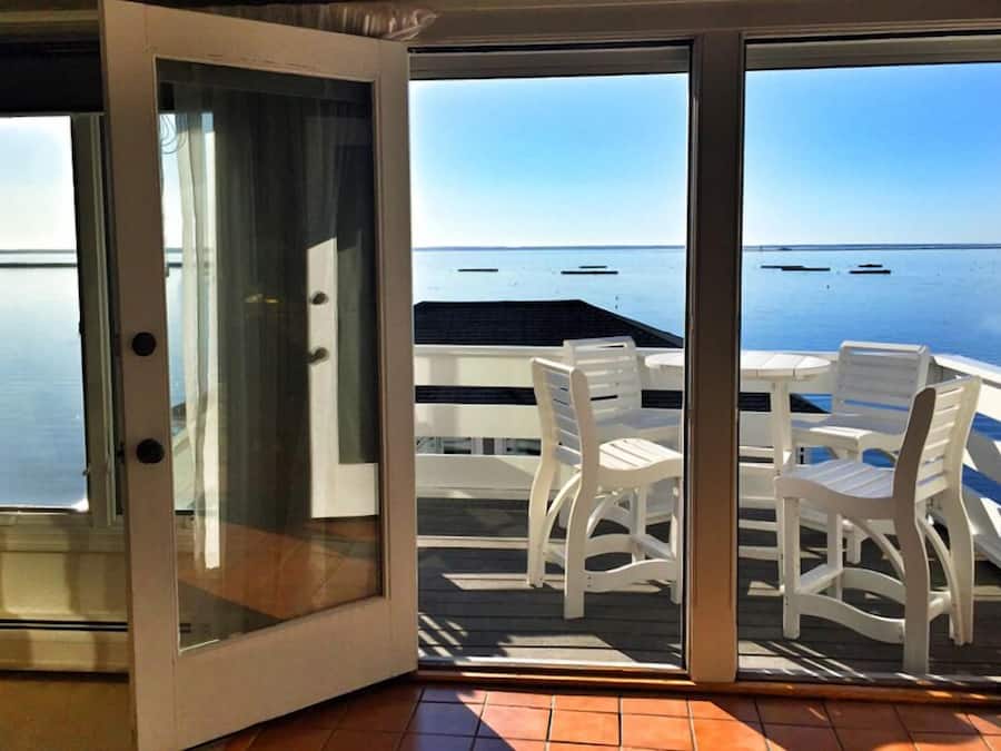 Condo, 3 Bedrooms (Waterfront Condo 3 bedrooms) | Beach/ocean view