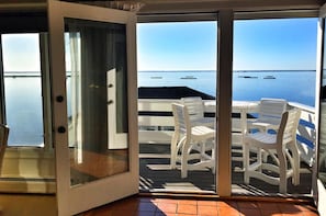 Utsikt mot strand/hav