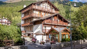 Exterior - Hotel Lo Scoiattolo (Courmayeur)
