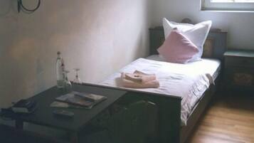 Zweibettzimmer, eigenes Bad