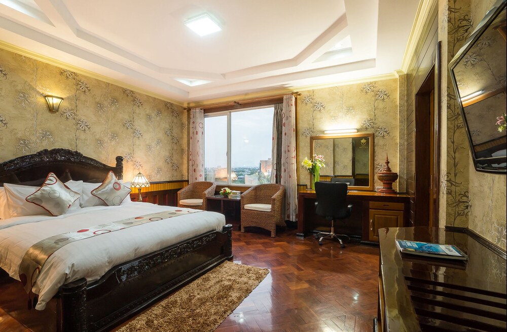 Hotel Shwe Pyi Thar by null