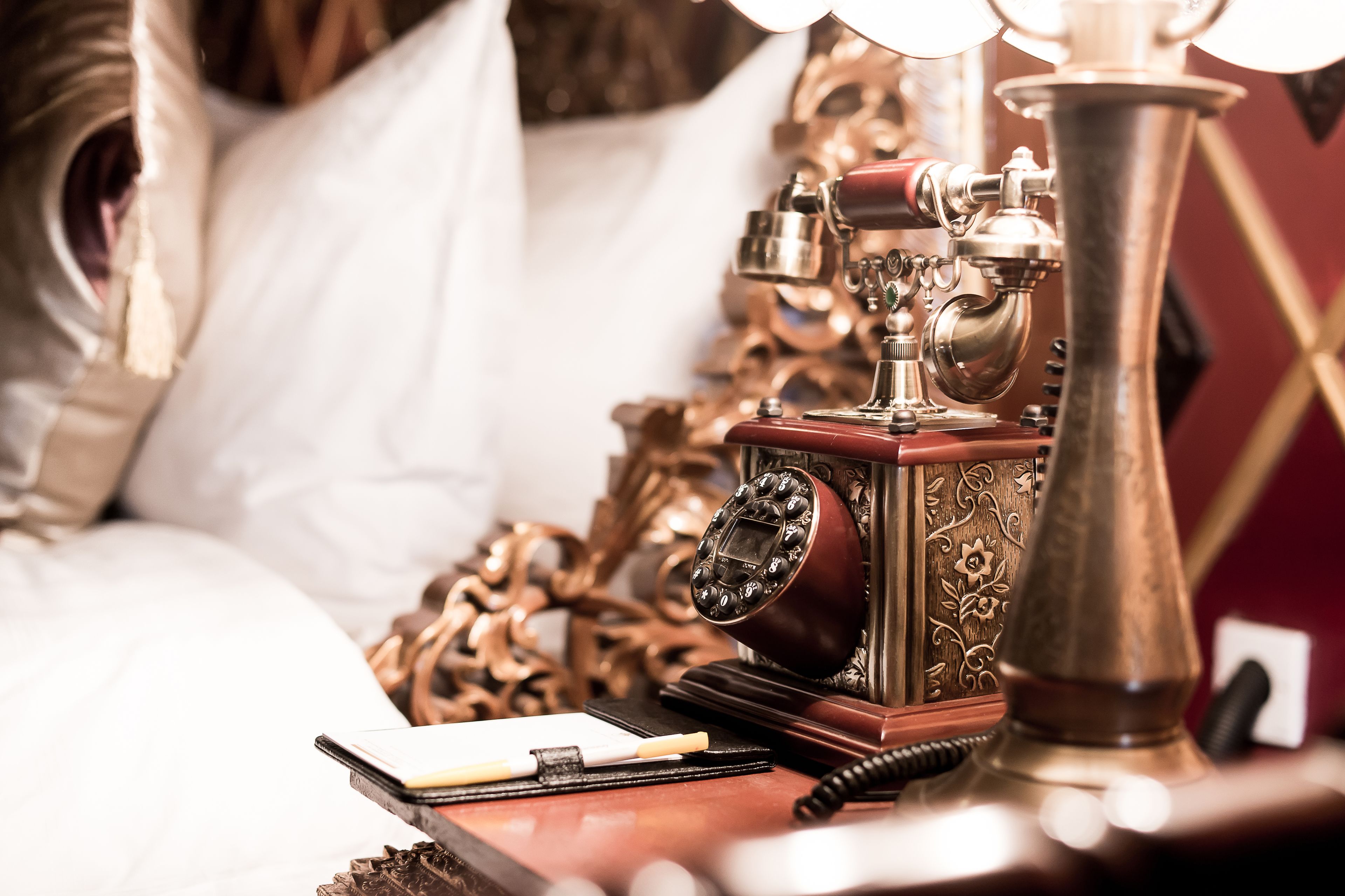 standard suite, 1 king bed, non smoking, royal king villa suite | premium bedding, minibar, in-room safe, desk