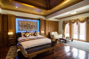 Premier Suite, 1 King Bed, Non Smoking