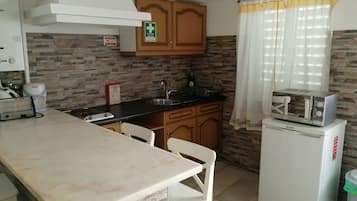 Family Apartment | In-room dining