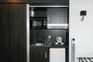 1 bedroom, desk, soundproofing, iron/ironing board