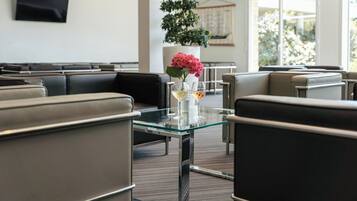 Coin salon dans le hall