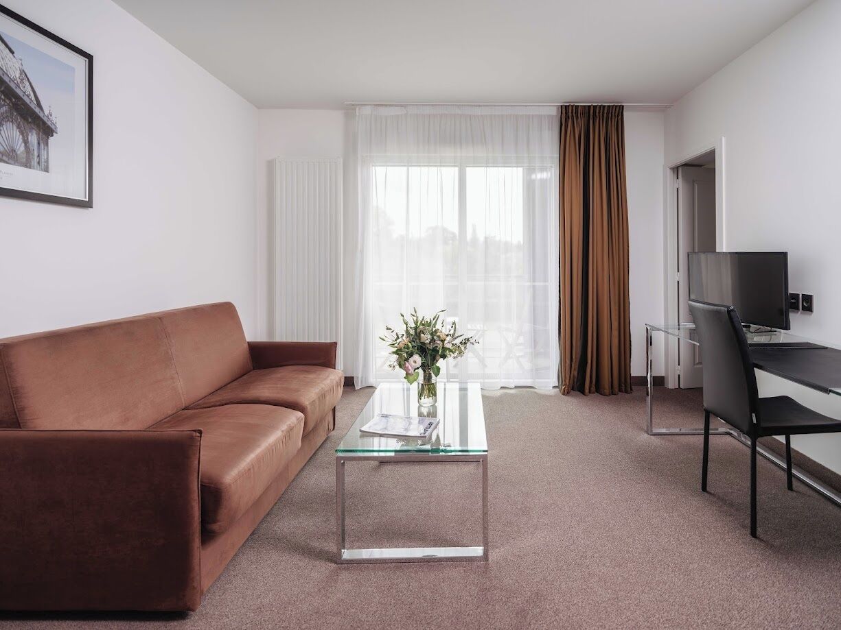 apartment, 1 bedroom | living area | 32-inch flat-screen tv with digital channels, tv