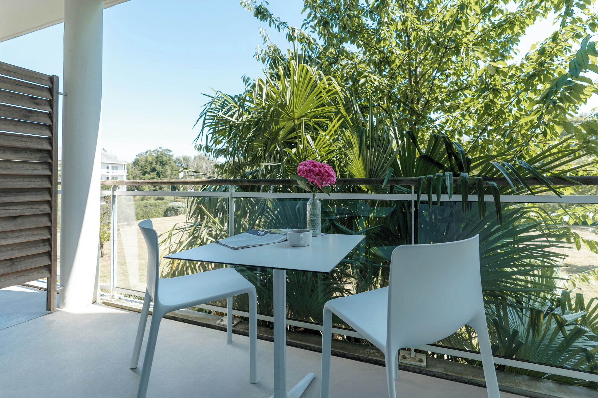 Bureau, chambres insonorisées, fer et planche à repasser, Wi-Fi gratuit