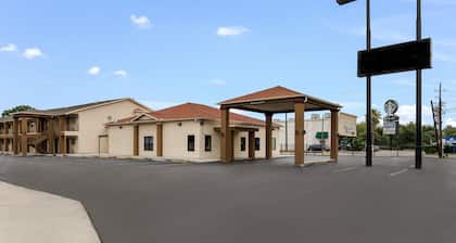 Red Roof Inn Houston – Spring North