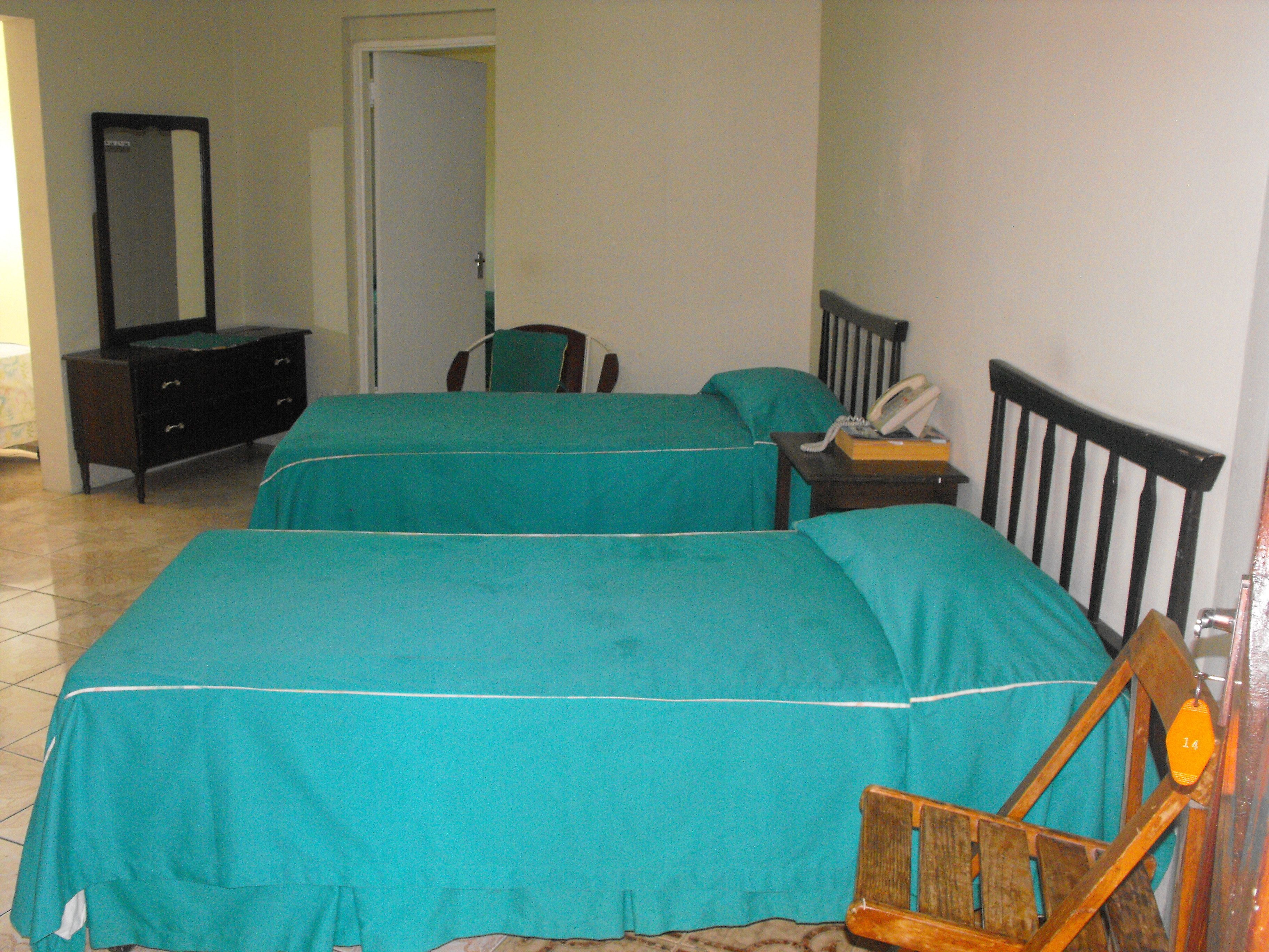 quadruple room | free wifi, bed sheets