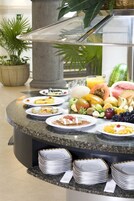 Desayuno con opciones de la cocina local diario (MXN 290 por persona)