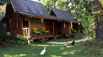 經典小屋 (The Hobbit Villa) | 外觀