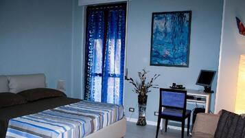 Doppia Classic | Una scrivania, culle/letti per bambini (gratuiti), Wi-Fi gratuito