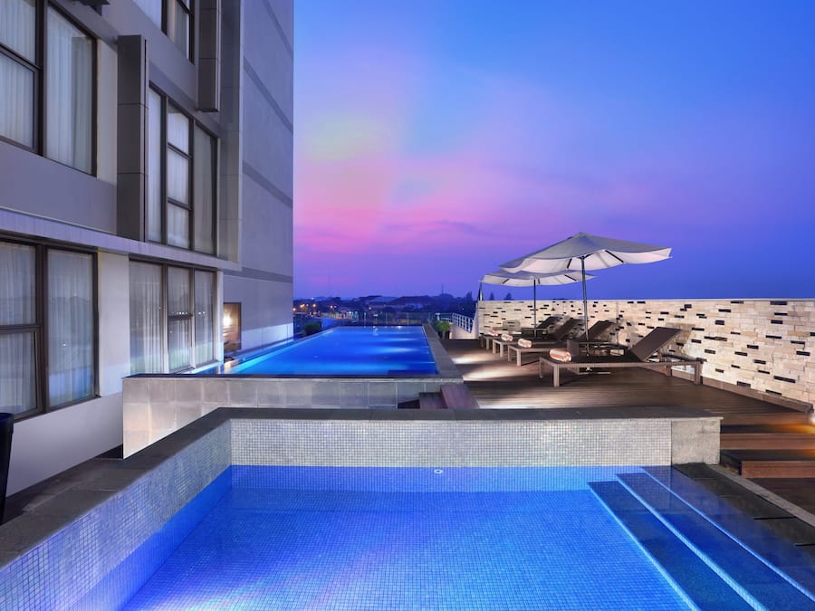 Kolam renang outdoor