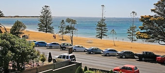 Two Bays Apartments