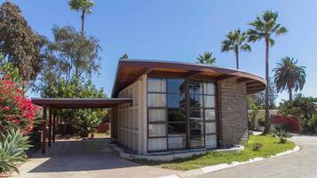 Suite Deluxe, 1 cama matrimonial, vista al jardín | Vista desde la habitación