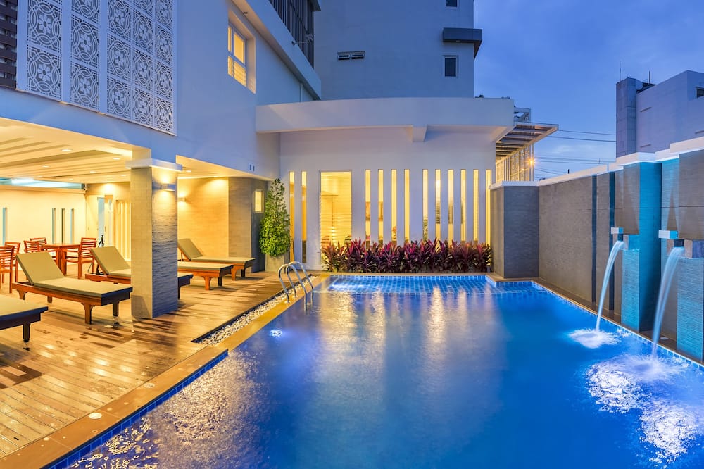 Ratana Hotel Rassada