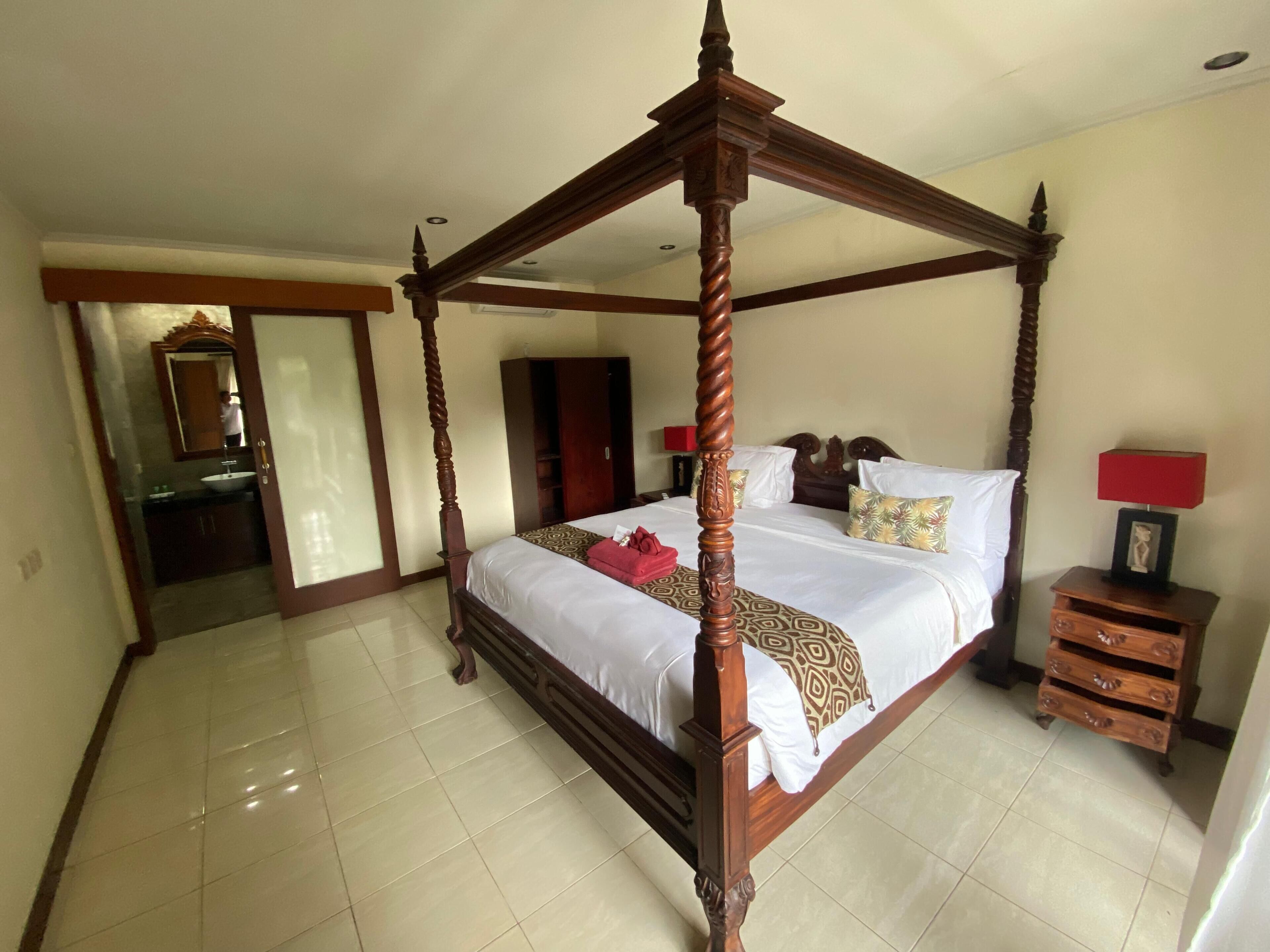 Deluxe Room, 1 Bedroom | Bed sheets
