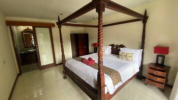 Deluxe Room, 1 Bedroom | Bed sheets