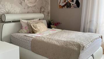 Habitación triple, varias habitaciones | Decoración personalizada y muebles diferentes