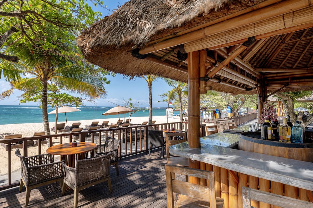 MERUSAKA Nusa Dua