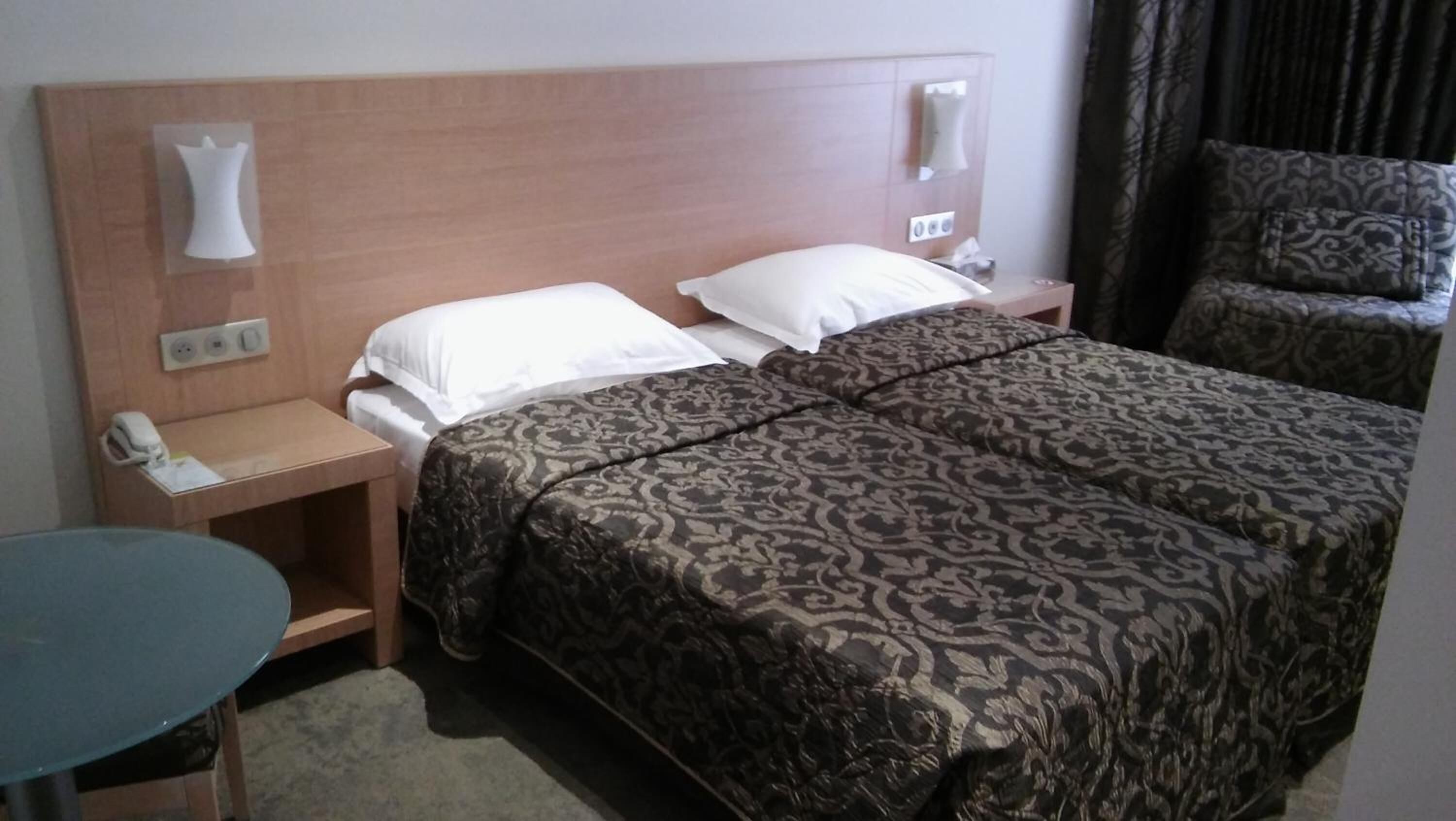 minibar, in-room safe, desk, soundproofing