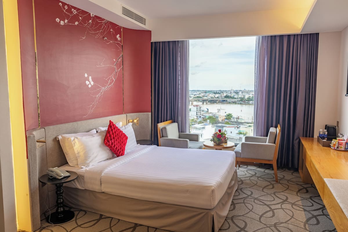 Superior Executive | Premium bedding, minibar, in-room safe, desk
