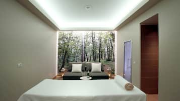 Couples treatment rooms, sauna, steam room, Turkish bath