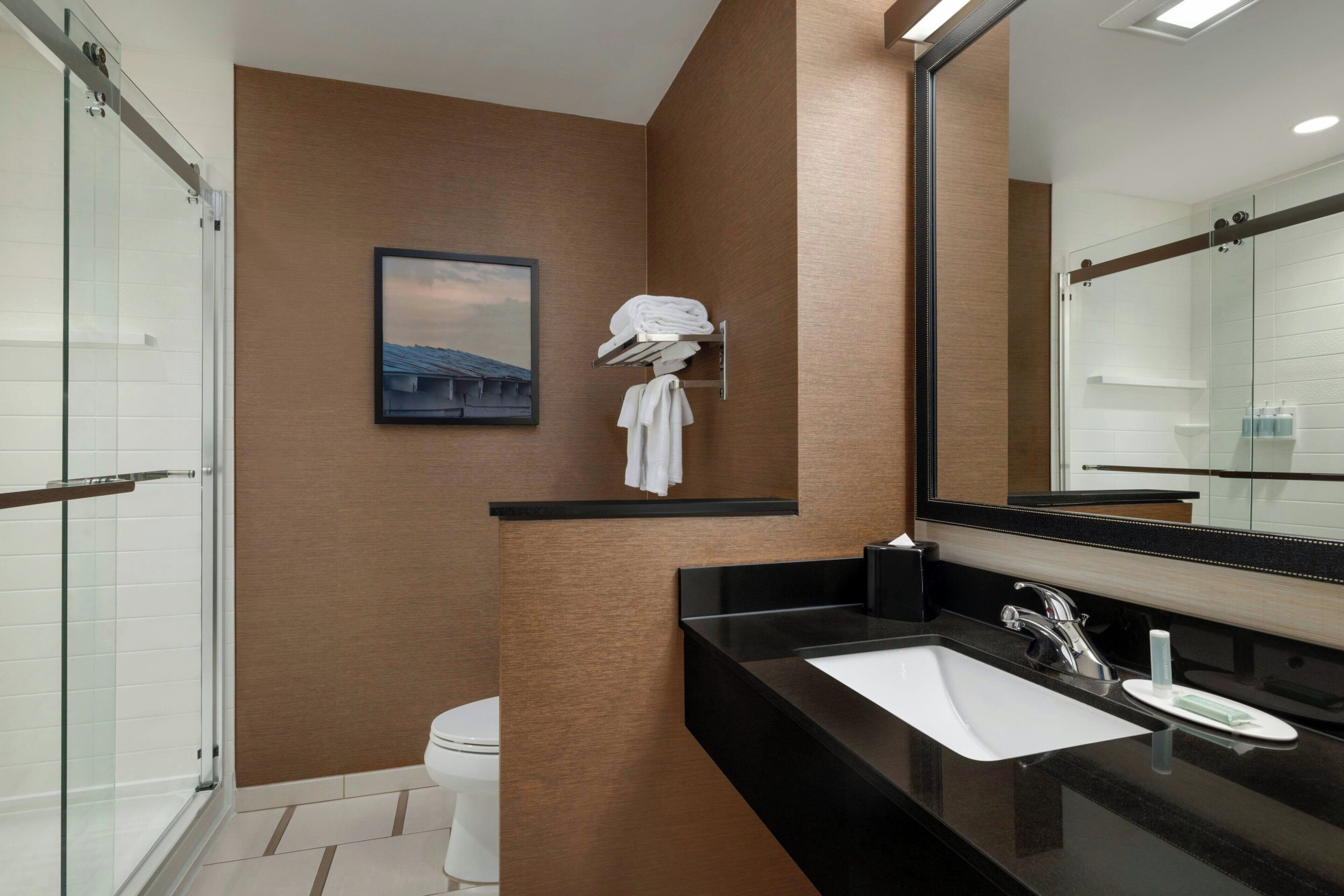 room, 1 king bed, non smoking | desk, laptop workspace, blackout curtains, iron/ironing board