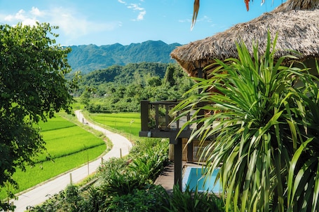 Suite, Valley View. Mai Chau Ecolodge