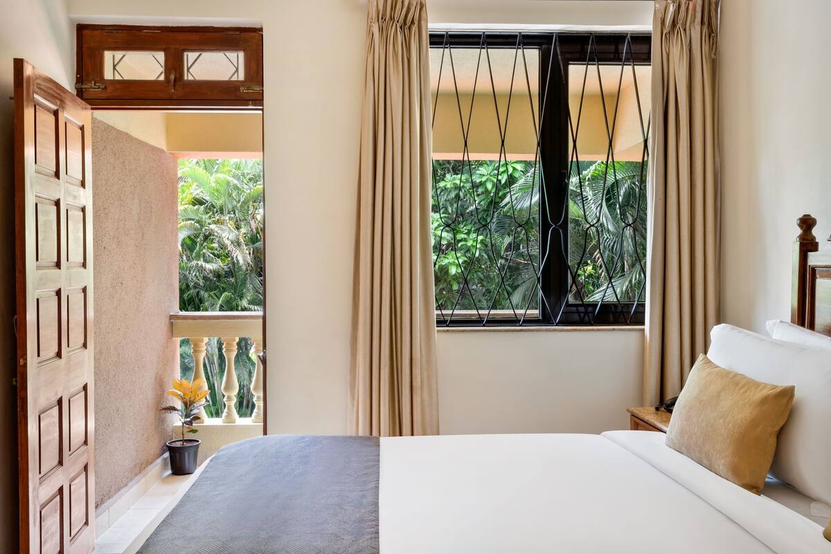 2 bedroom family villa with private pool | balcony view