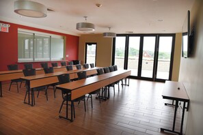 Meeting facility - TownePlace Suites Lawrence Downtown (Lawrence)