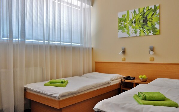 Habitación con 1 cama matrimonial o 2 individuales