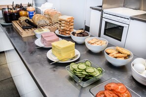 Petit déjeuner buffet