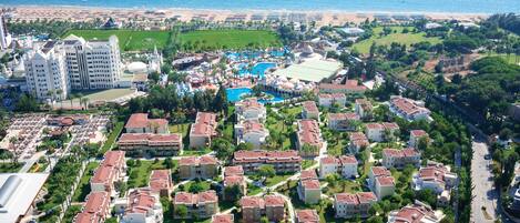 المنطقة المحيطة بالمنشأة