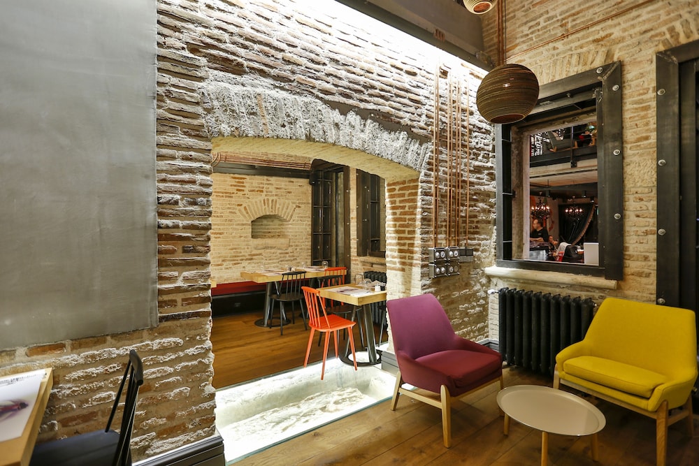 The Public Hotel by null