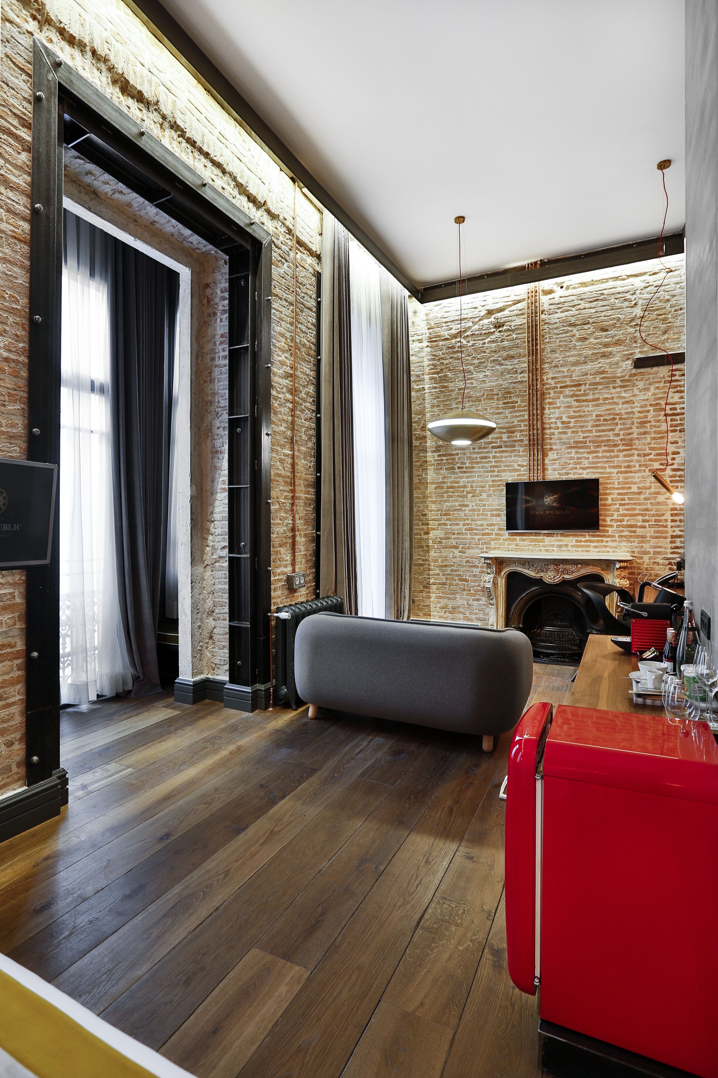 junior suite | 1 bedroom, premium bedding, minibar, in-room safe