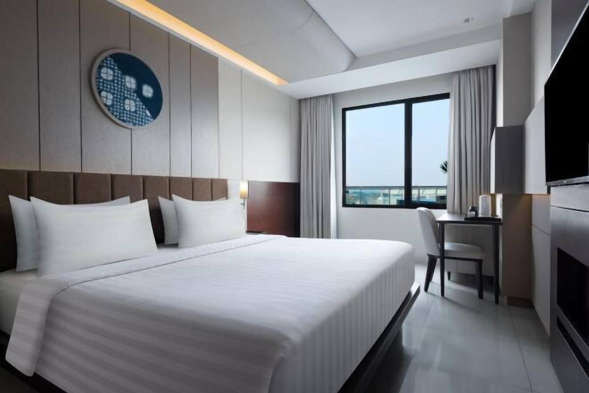 In-room safe, free WiFi