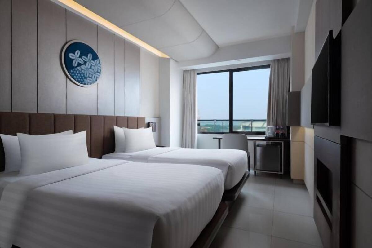 In-room safe, free WiFi