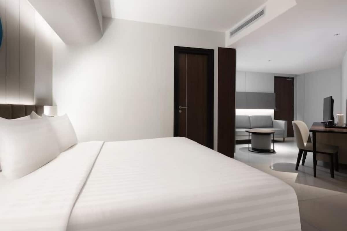 1 bedroom, in-room safe, free WiFi