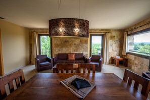 Living area - L'Arcada de Fares (Sant Ferriol)