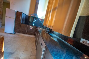 Apartment, 5 Bedrooms (10 people) | Private kitchen | Fridge, microwave, stovetop, espresso maker