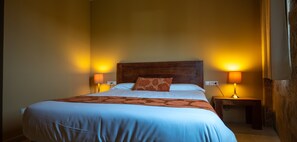 Apartment, 1 Bedroom | In-room safe, blackout curtains, iron/ironing board