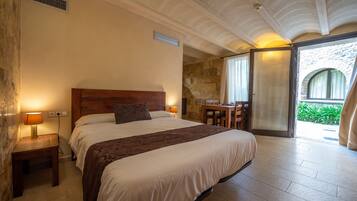 Studio | Een kluis op de kamer, verduisterende gordijnen