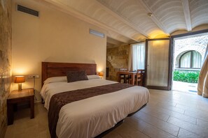 開放式客房 | 房內夾萬、遮光窗簾/窗簾、熨斗/熨衫板、免費嬰兒床