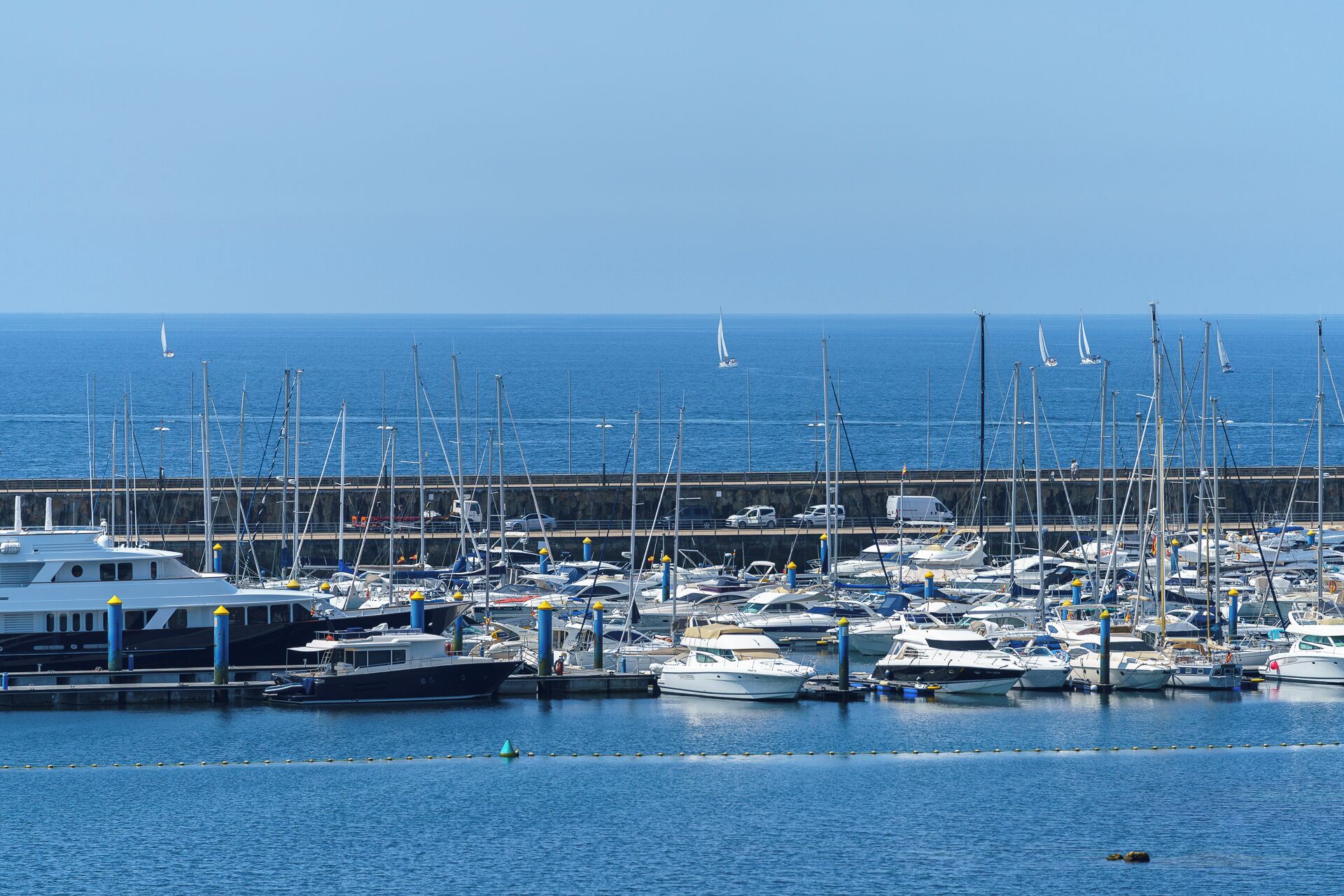 double room, sea view | in-room safe, desk, free wifi