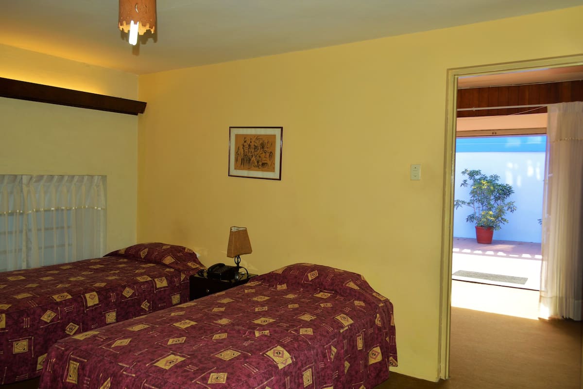 In-room safe, free WiFi, bed sheets