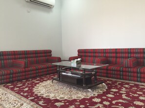Family Apartment | Down comforters, free WiFi - Oriental Nights Rest House (Bidiya)
